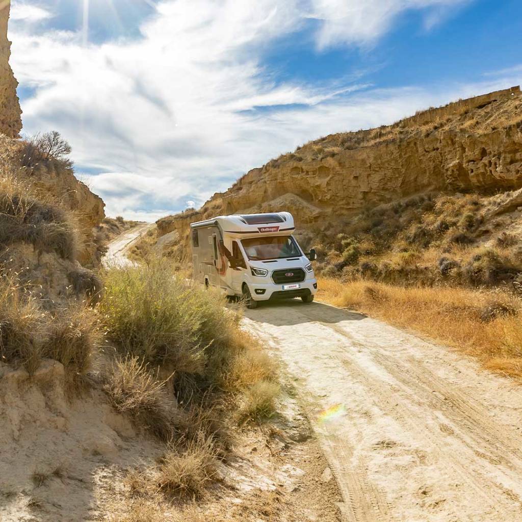 Challenger camping-car à Bardenas Reales